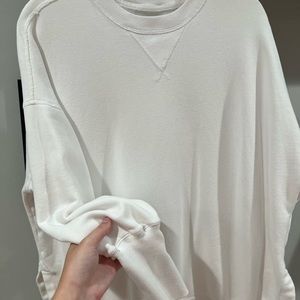 Abercrombie & Fitch Soft AF Split Hem Crew Sweatshirt